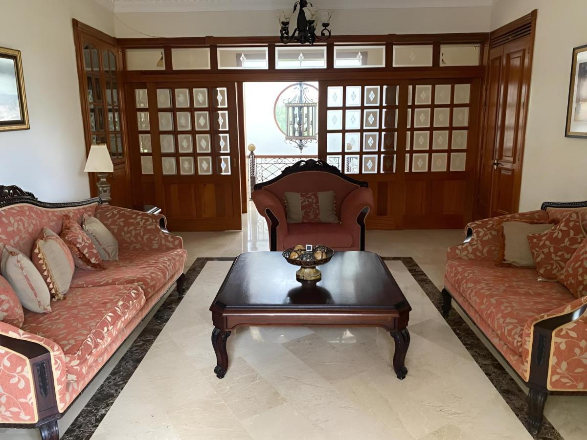 Villa Villamorametro *