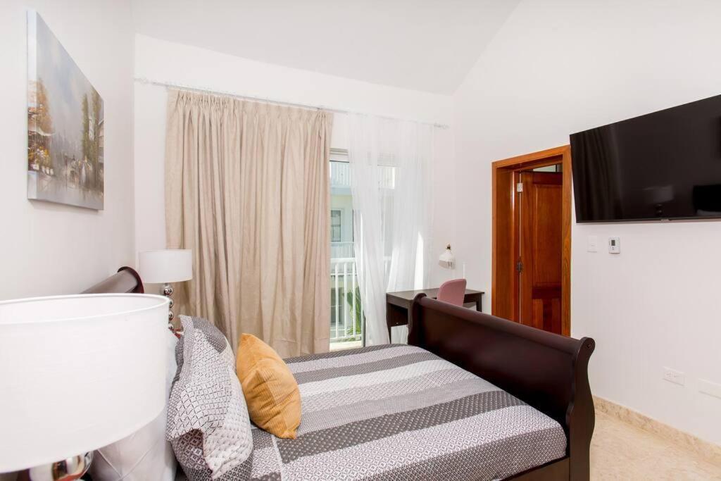 Apartment Pristine 4br Beachfront Getaway With Pool & Rooftop Punta Cana