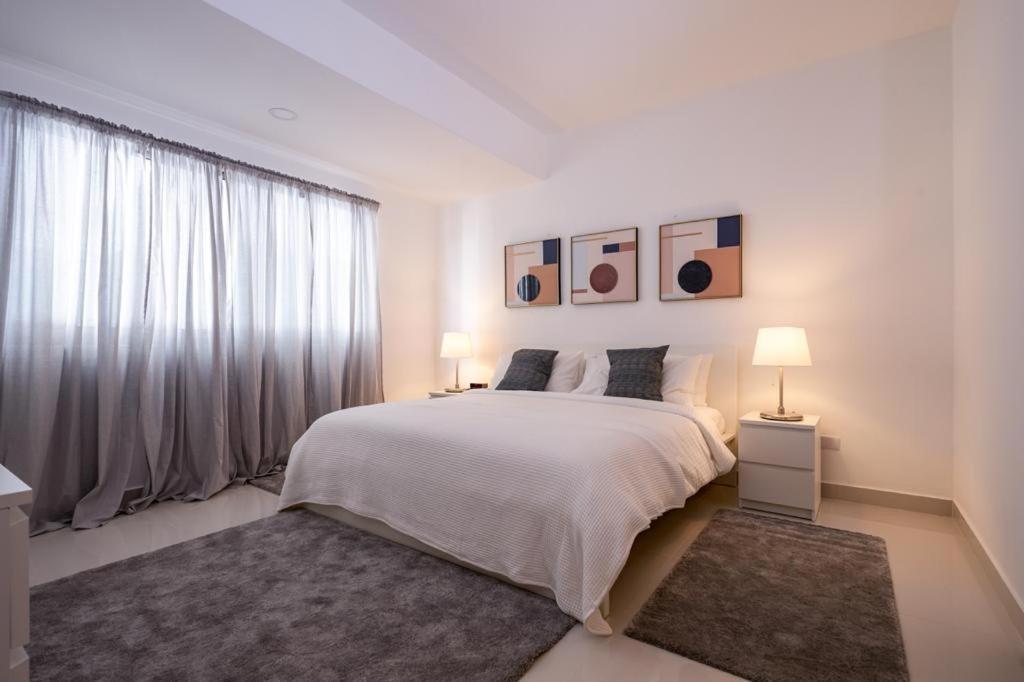 Escape Apartment, Balcony, Pool & Gym In La Julia * Santo Domingo
