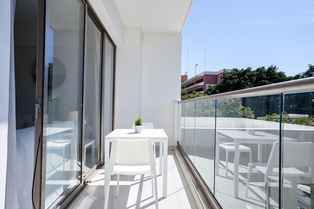 Escape Apartment, Balcony, Pool & Gym In La Julia * Santo Domingo