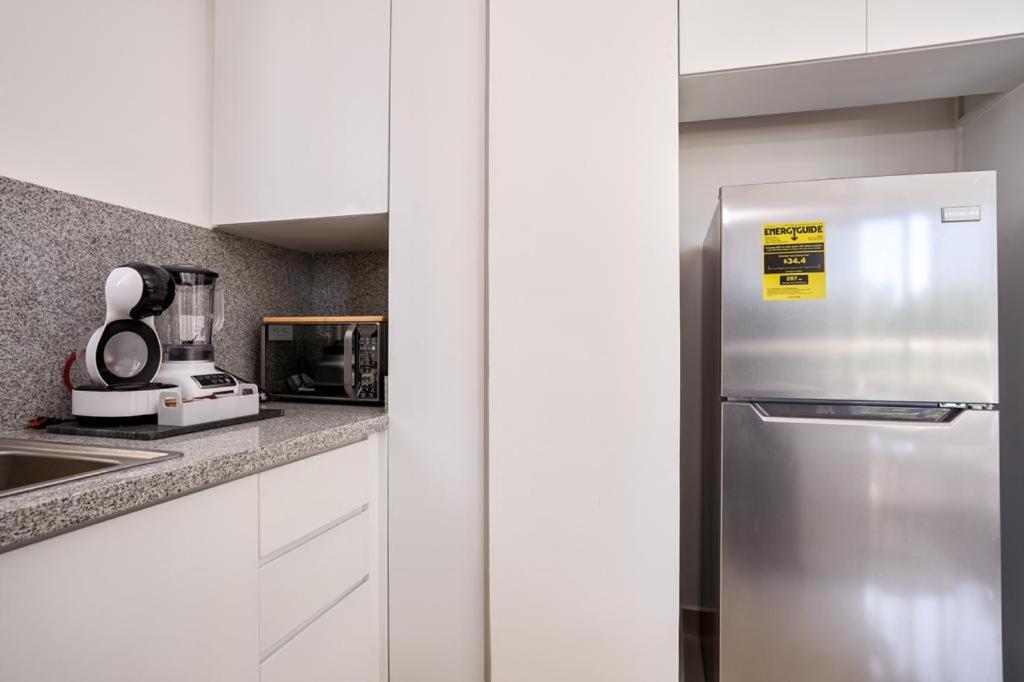Escape Apartment, Balcony, Pool & Gym In La Julia * Santo Domingo