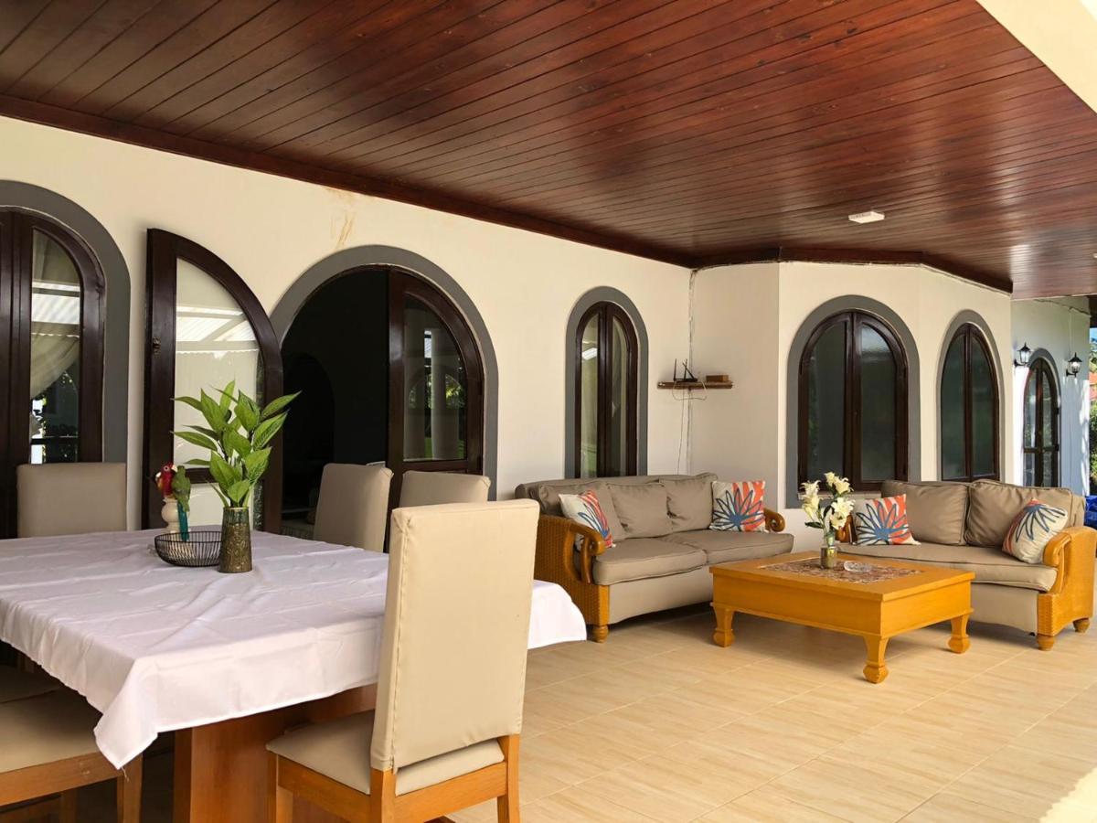 Villa For Vacation 32-18-6 *