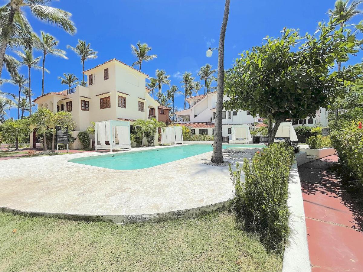 Resort Bavaro Deluxe Los Corales Villas Beach Club & Spa Good Offer For Vacation 5*