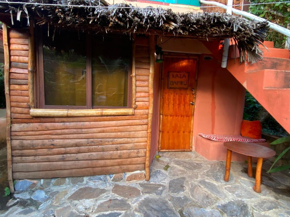 Hotel Yes Papa! Only 100m From The Beach!