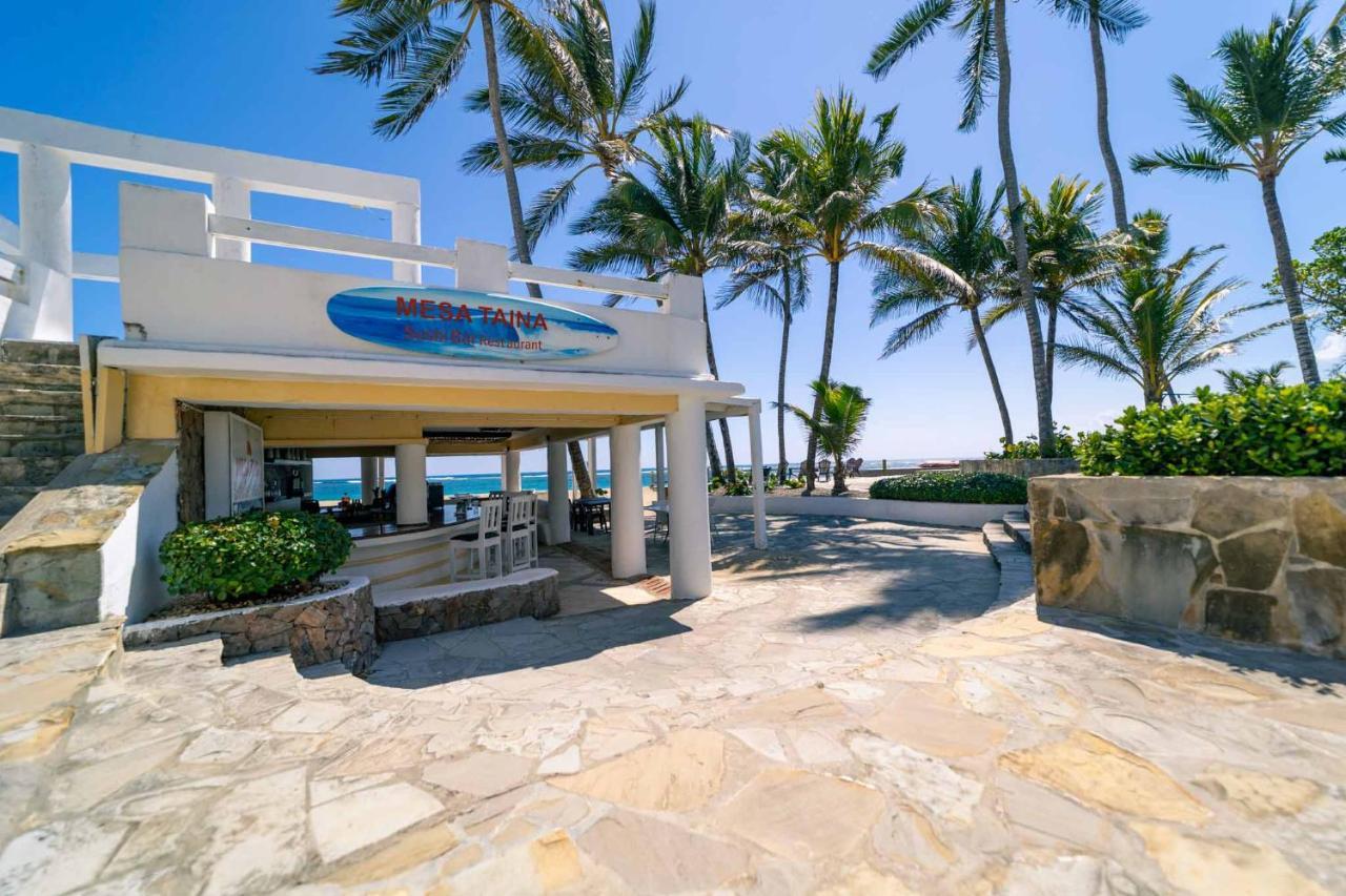 Kite Oceanfront 1st Row Two Bedrooms And Patio Apartment