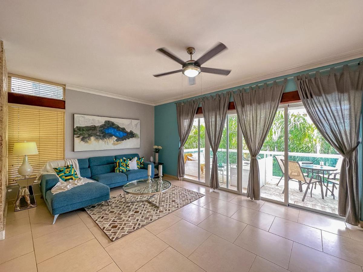 Incredible 3 Bedroom Penthouse W Bbq & Jacuzzi * Punta Cana