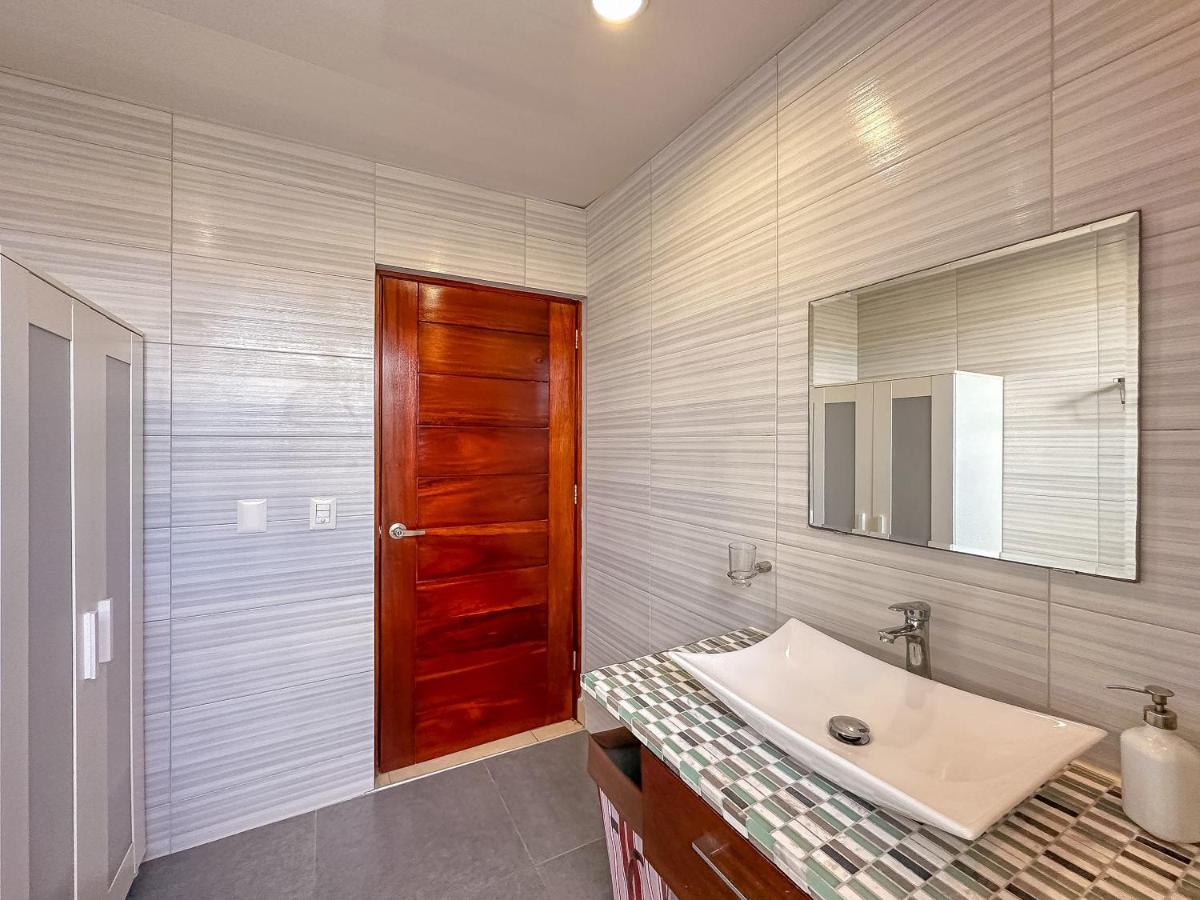 Incredible 3 Bedroom Penthouse W Bbq & Jacuzzi Apartment Punta Cana