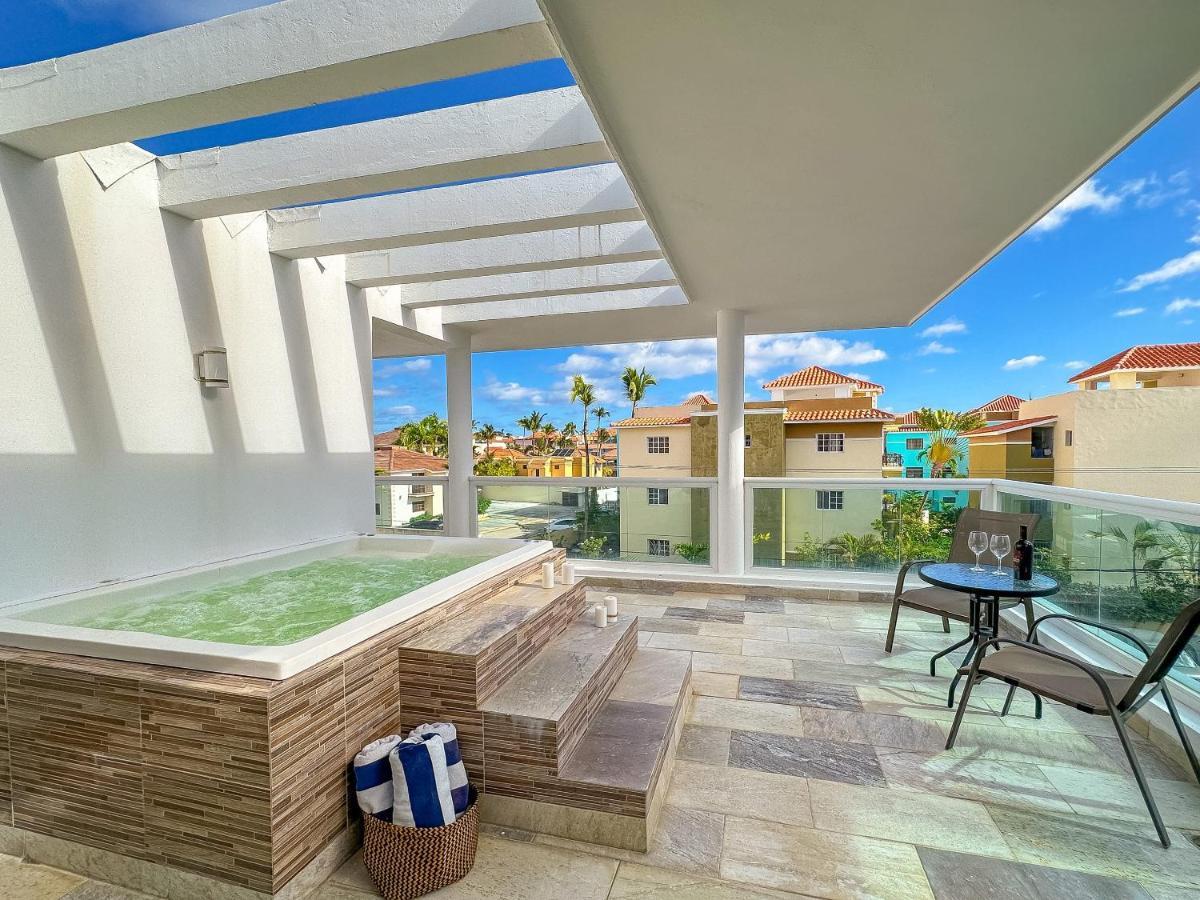 Incredible 3 Bedroom Penthouse W Bbq & Jacuzzi Apartment Punta Cana