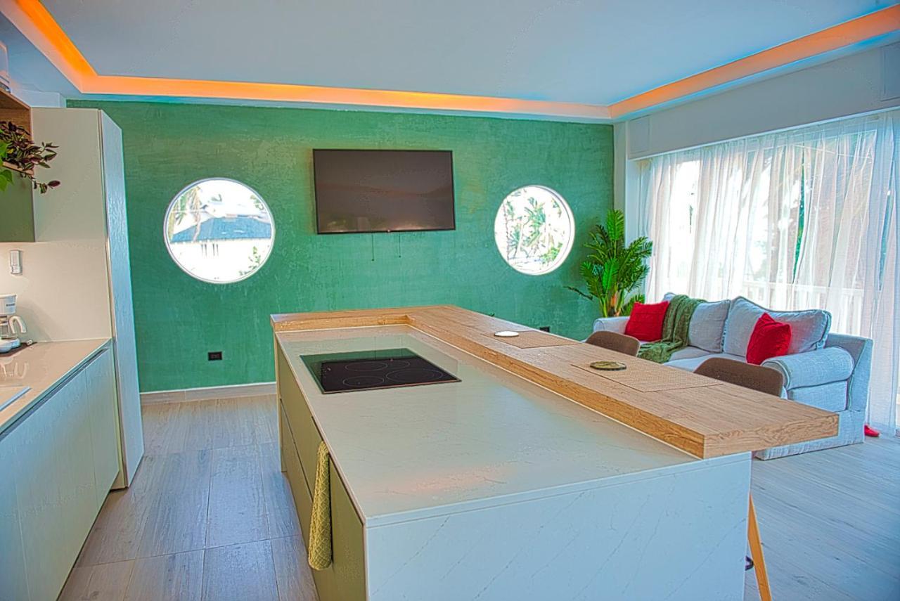 Marina Bay Apartment