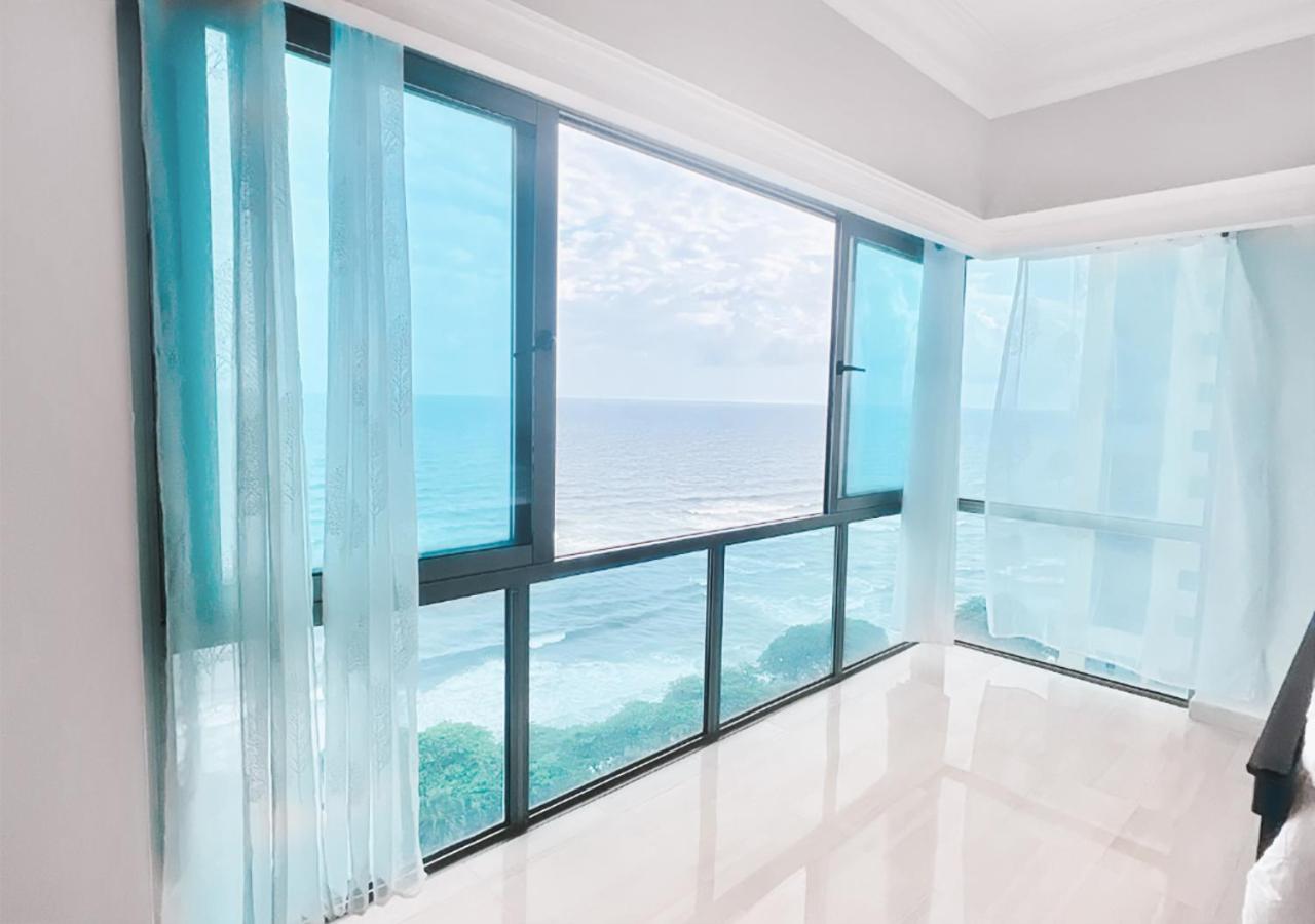 Exclusive 3 Bdr, Gym & Pool, Seaview, Luxury Tower Apartment Santo Domingo
