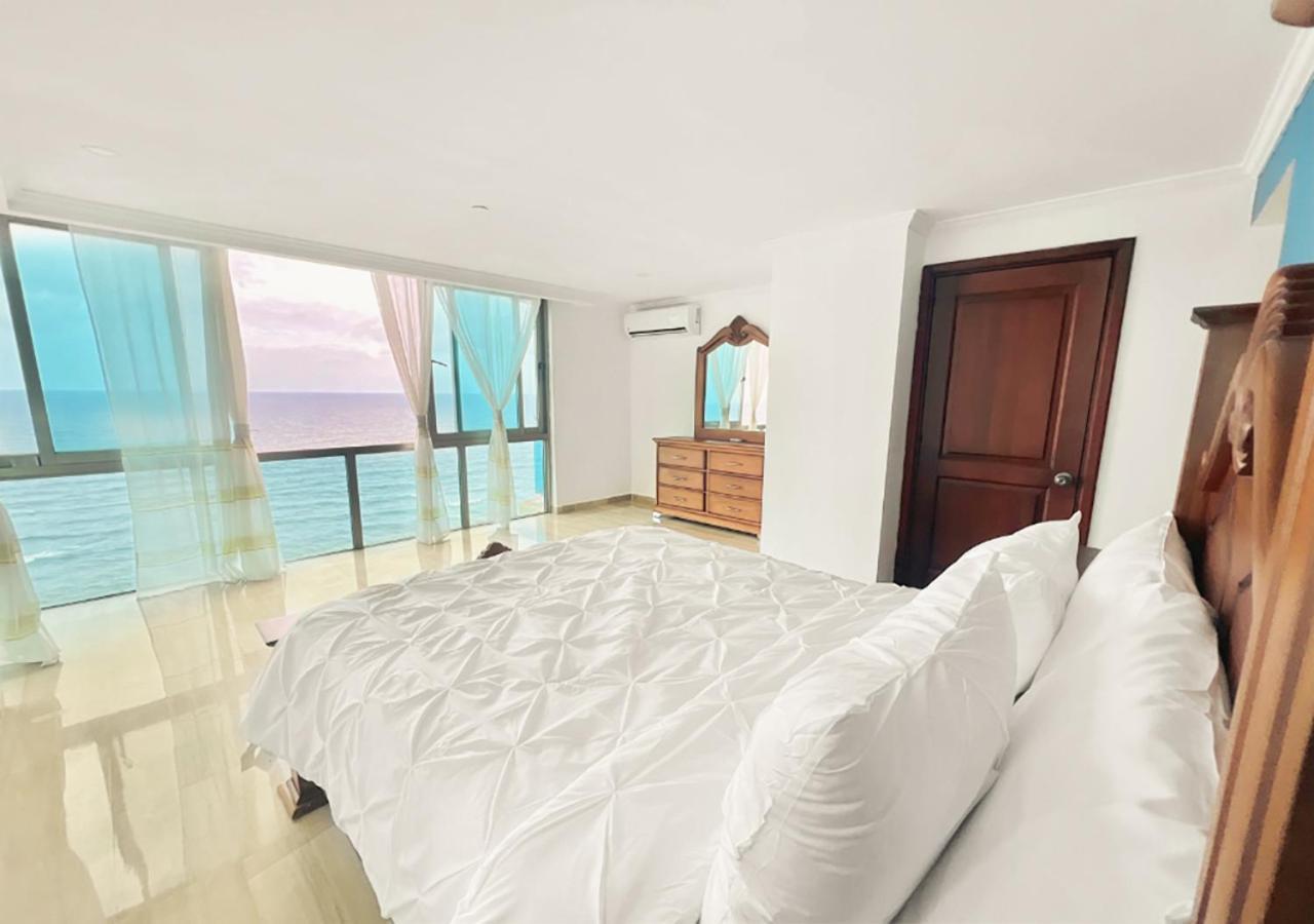 Apartment Exclusive 3 Bdr, Gym & Pool, Seaview, Luxury Tower Santo Domingo