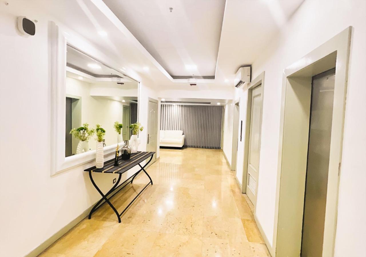 Exclusive 3 Bdr, Gym & Pool, Seaview, Luxury Tower Santo Domingo