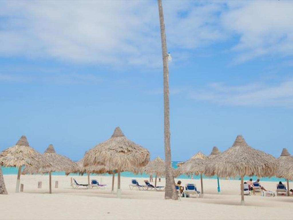 Beach B2 Holiday home *