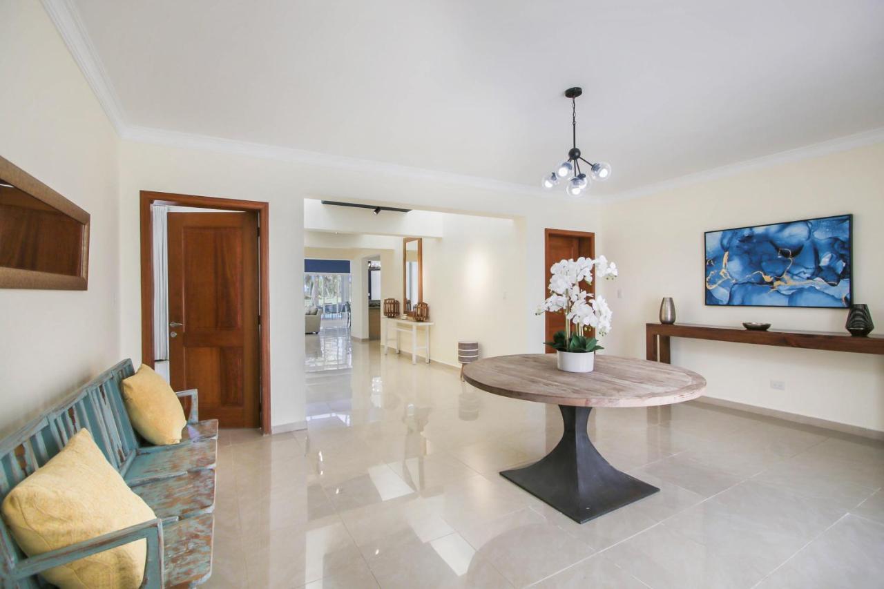 Villa Stunning 3-bedroom With Pool, Jacuzzi And Maid Near Bavaro Punta Cana