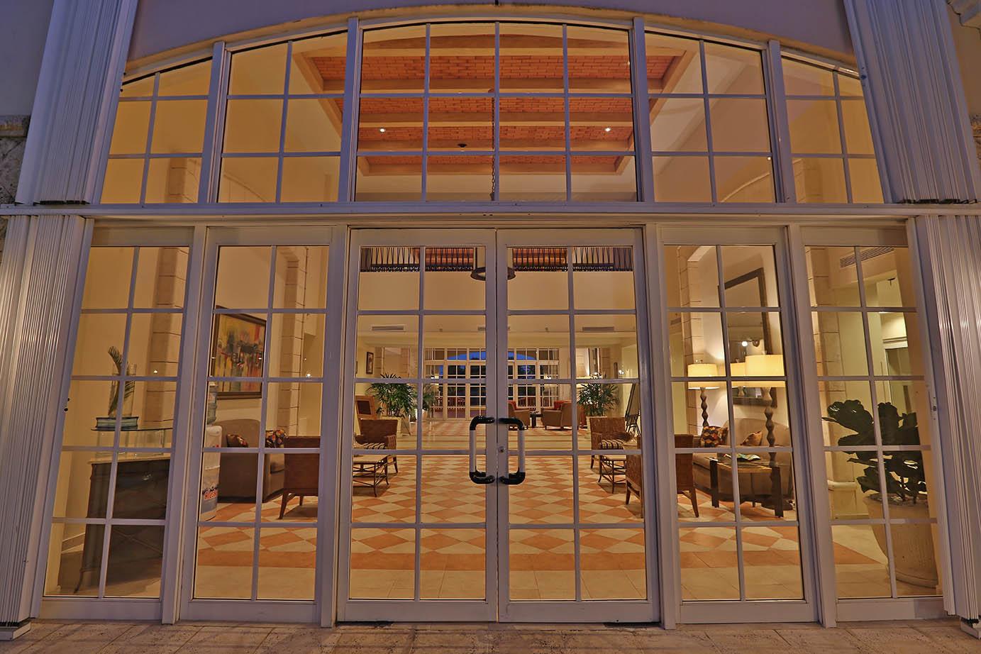 Four Points By Sheraton Hotel 4*