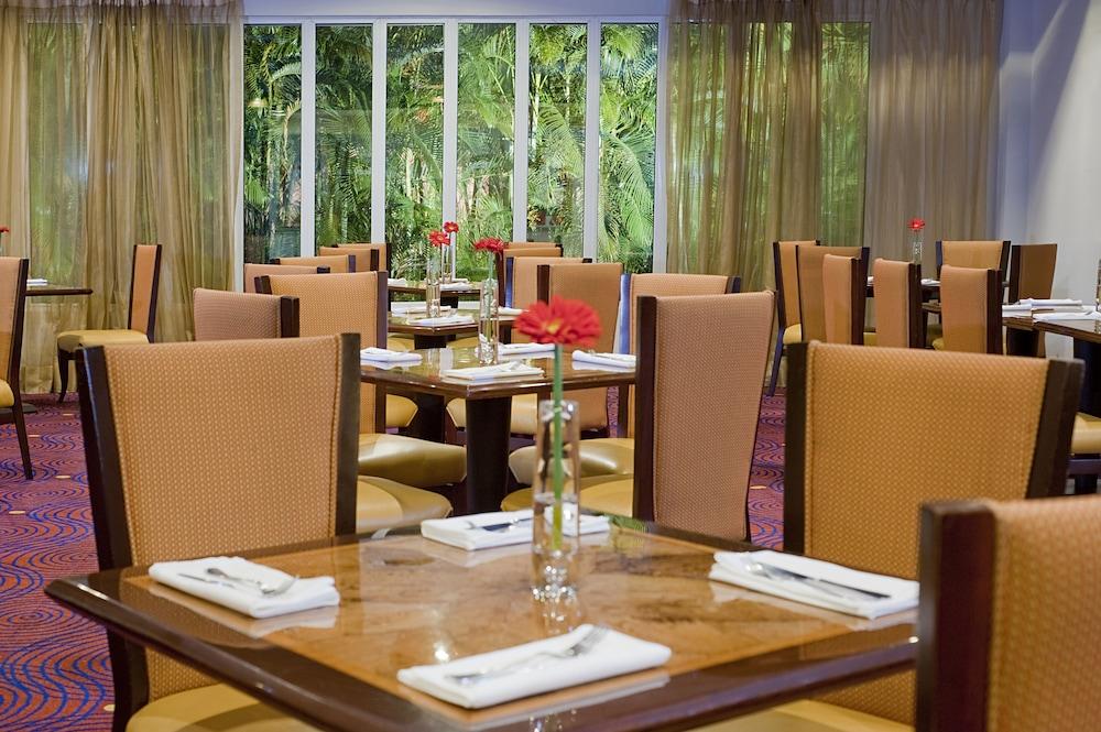 Hodelpa Garden Court 4* Santiago De Los Caballeros