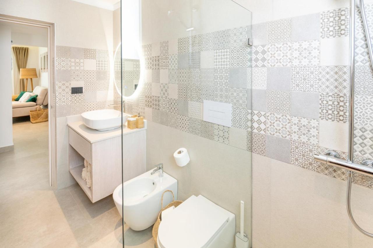 Aqua Esmeralda Luxury Front La Laguna