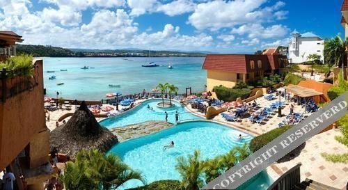 Exxtraordinary - Bellamar 3*