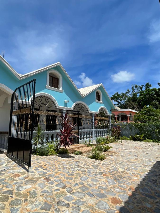 Casa Jacaranda Holiday home *