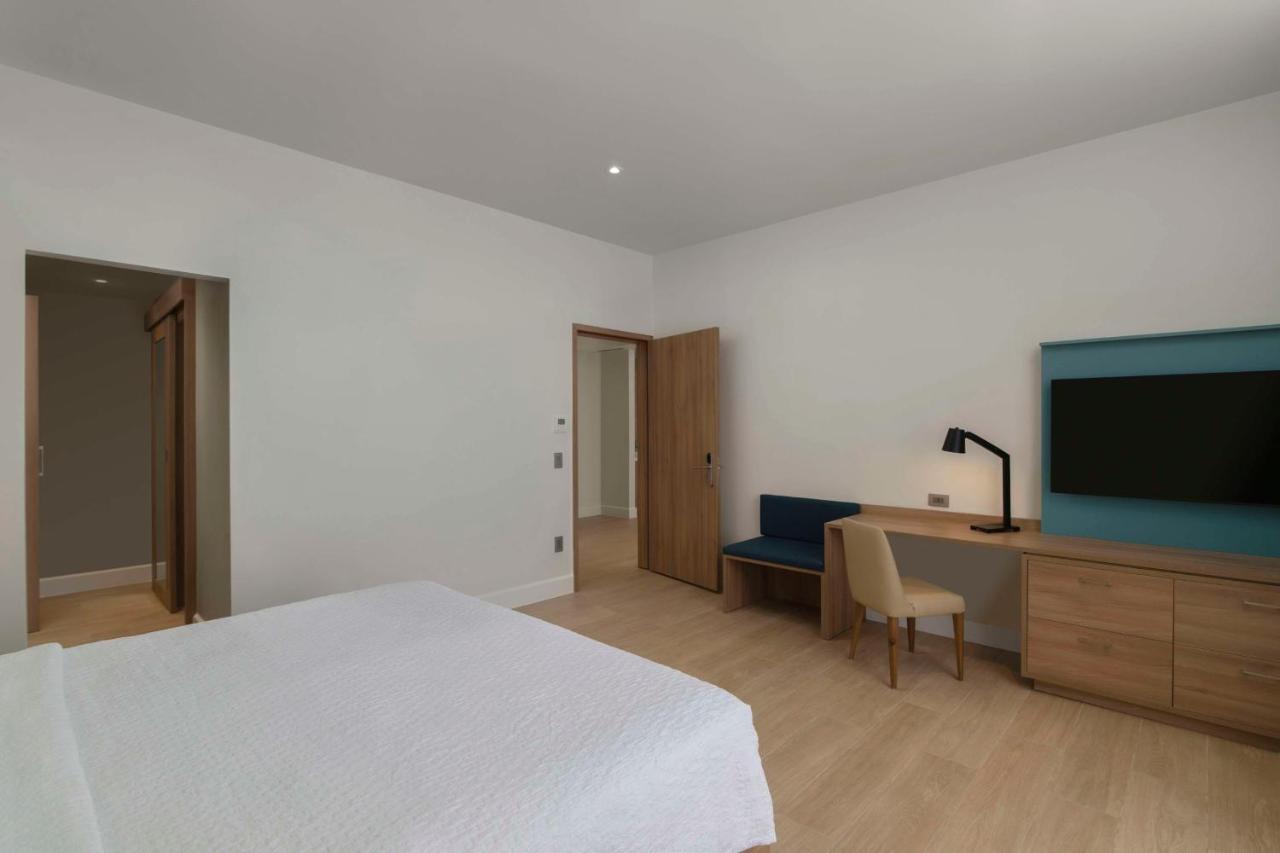 Hilton Garden Hotel