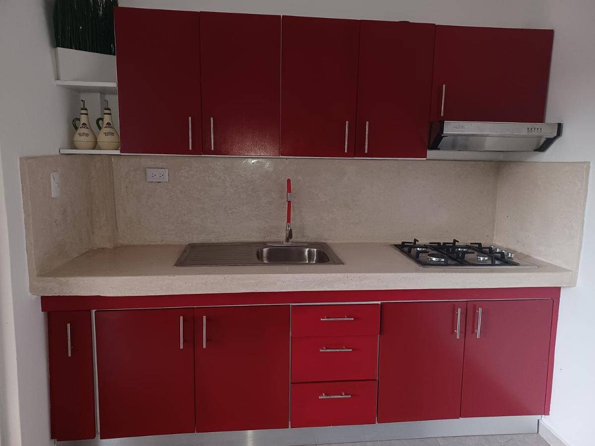 Dona Mayra Aparta Aparthotel