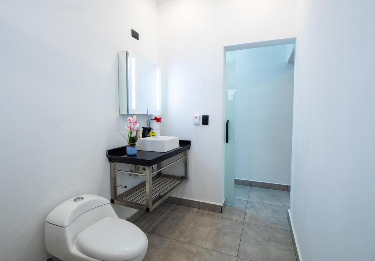 Hotel Instyle Residences At Rizz