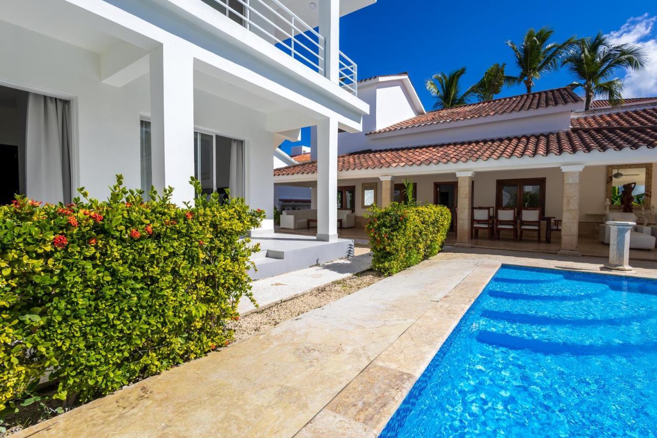 Huge 8-bedroom With Private Pool - Corales Punta Cana