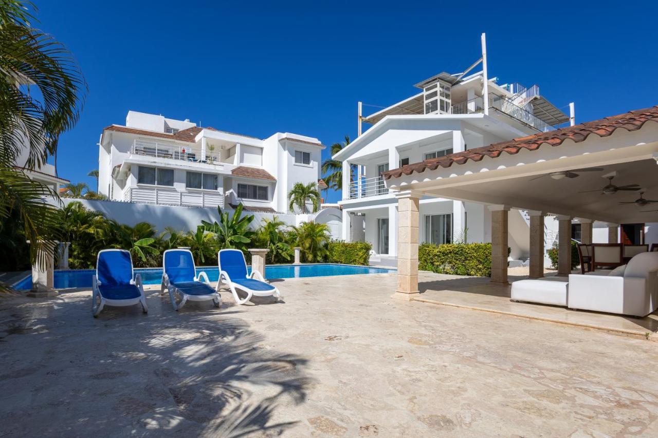 Huge 8-bedroom With Private Pool - Corales Villa Punta Cana