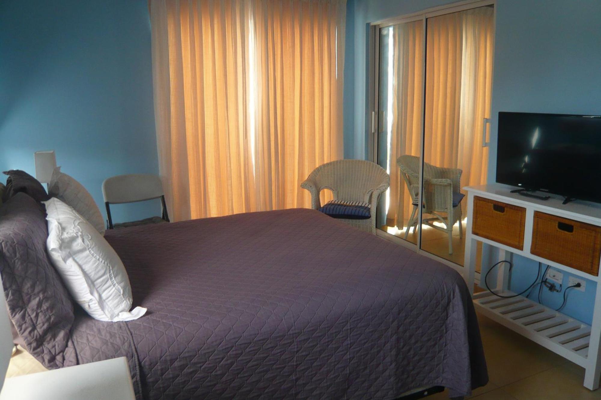 The Blue Lagoon Of The Caribbean Sea. Velero 205.cadaques Caribe Apartment *