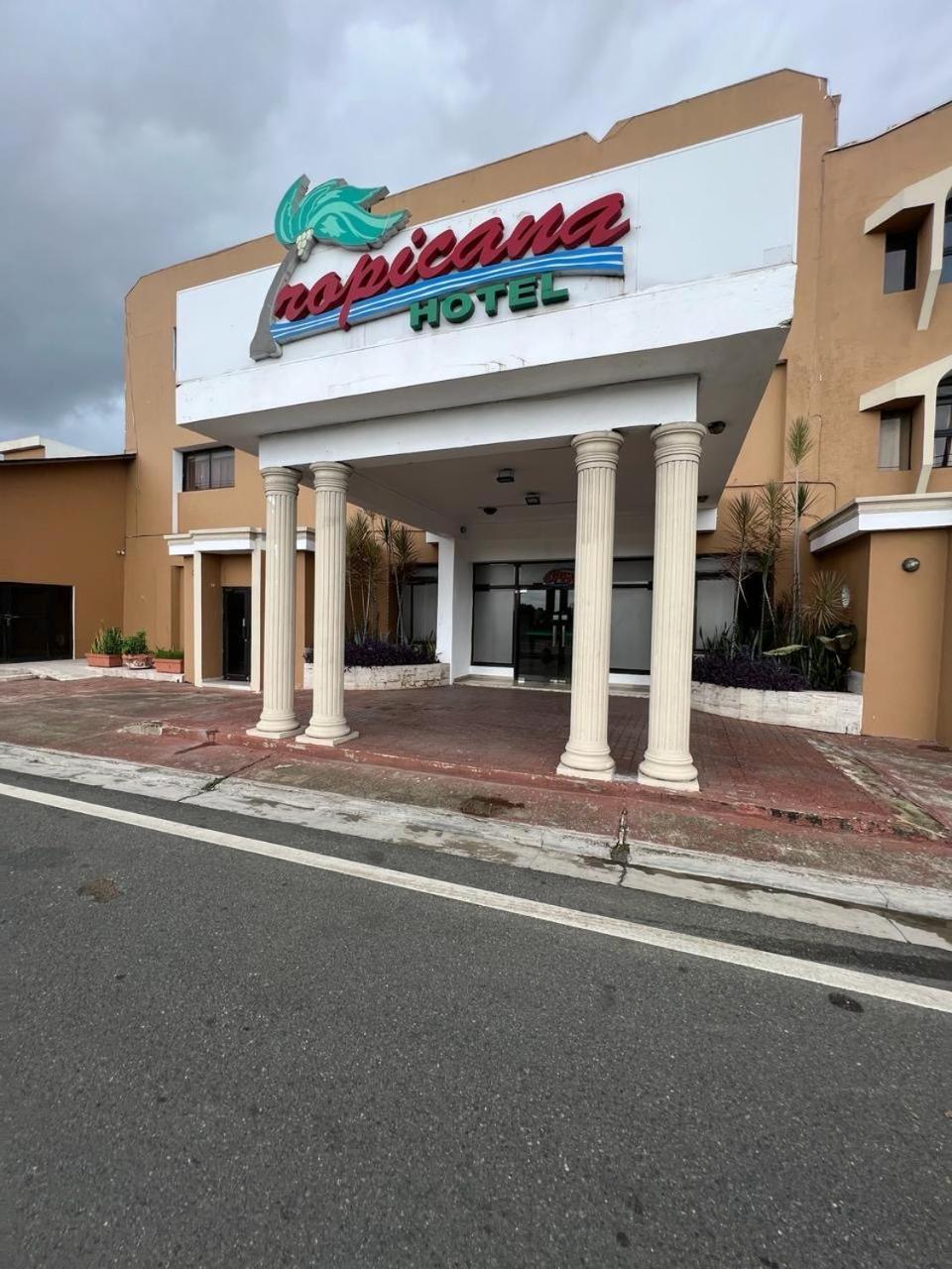 Hotel Tropicana Santo Domingo 4*