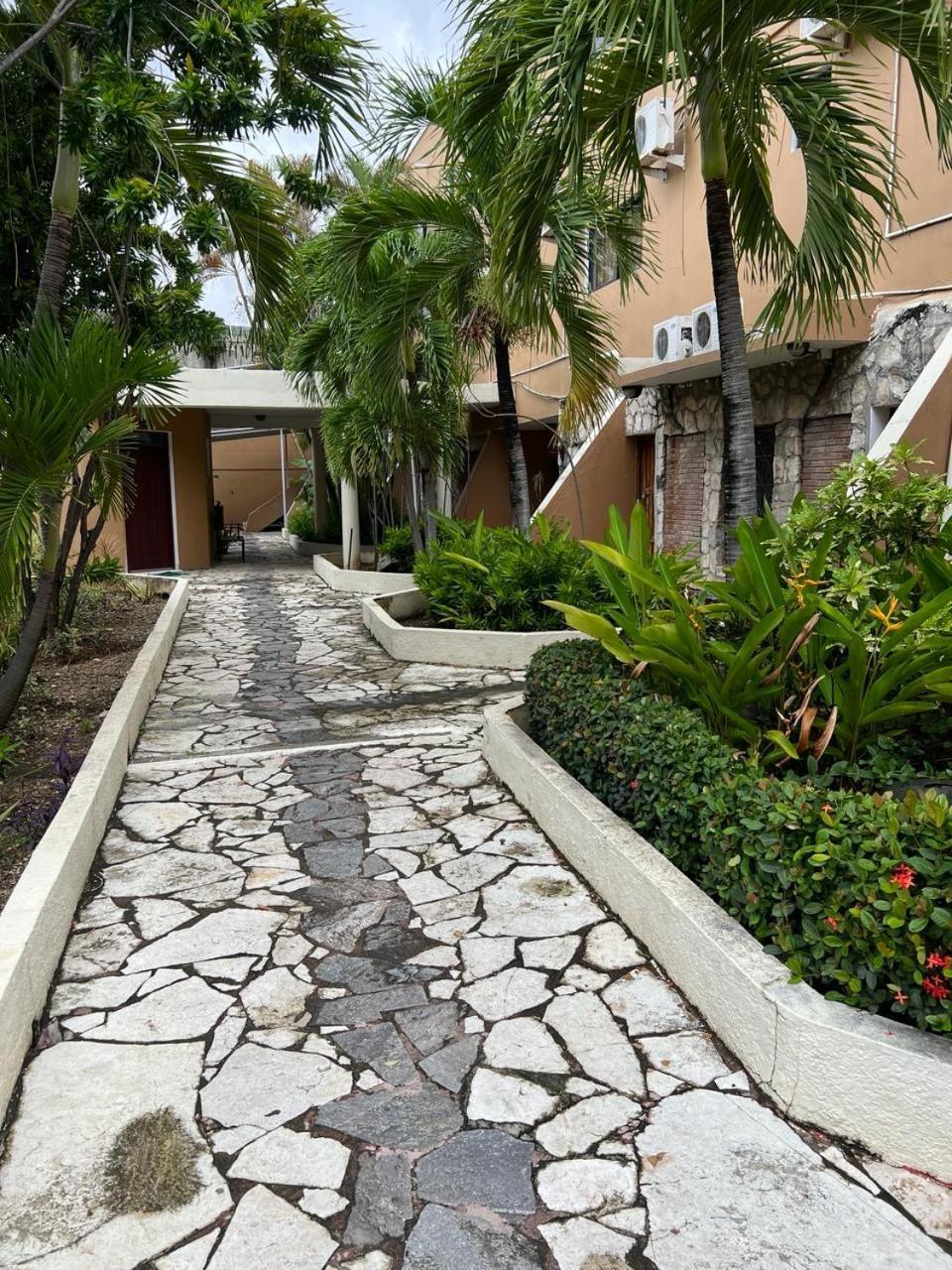 Hotel Tropicana Santo Domingo 4*