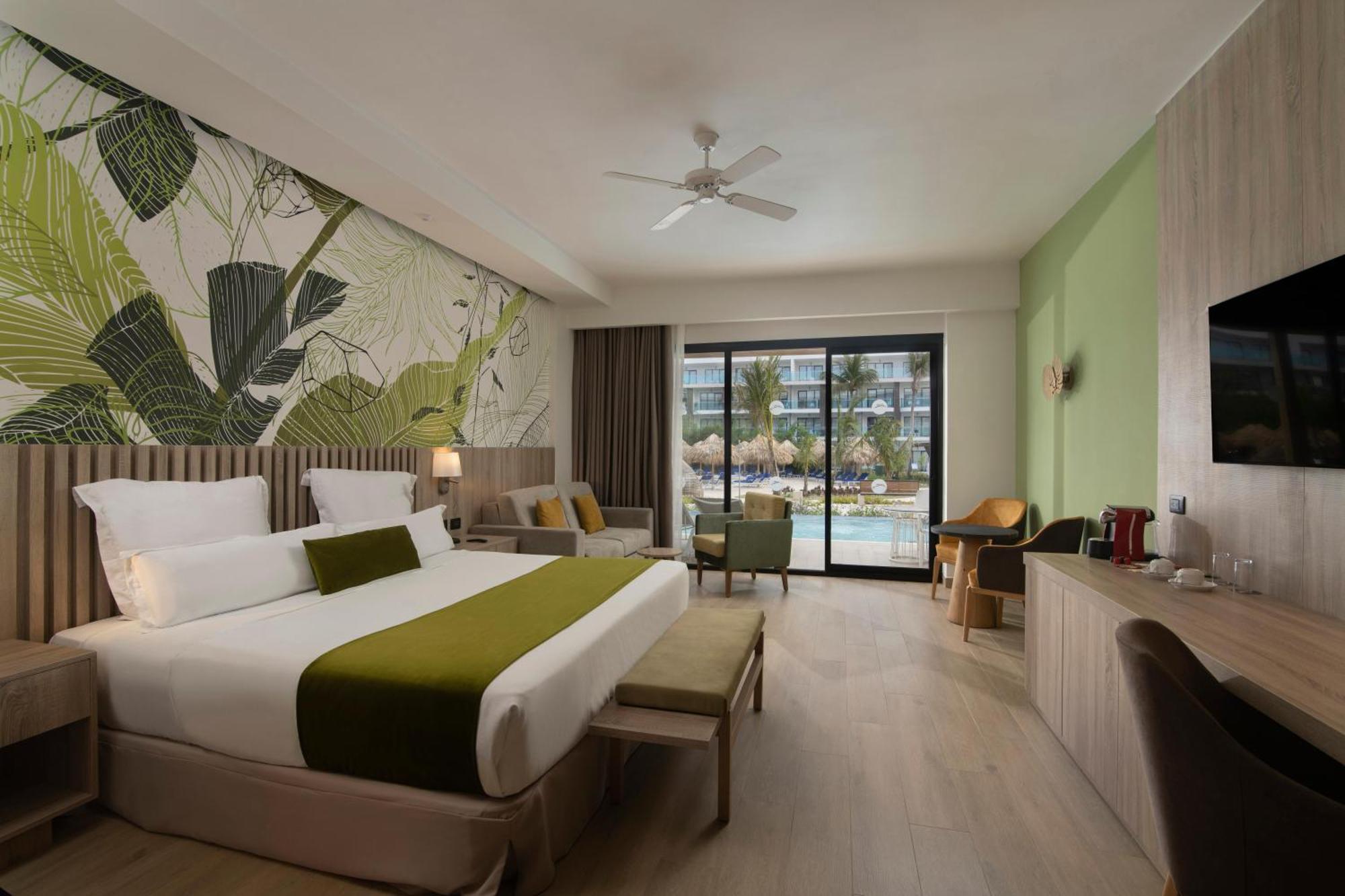 Resort Serenade - Adults Only