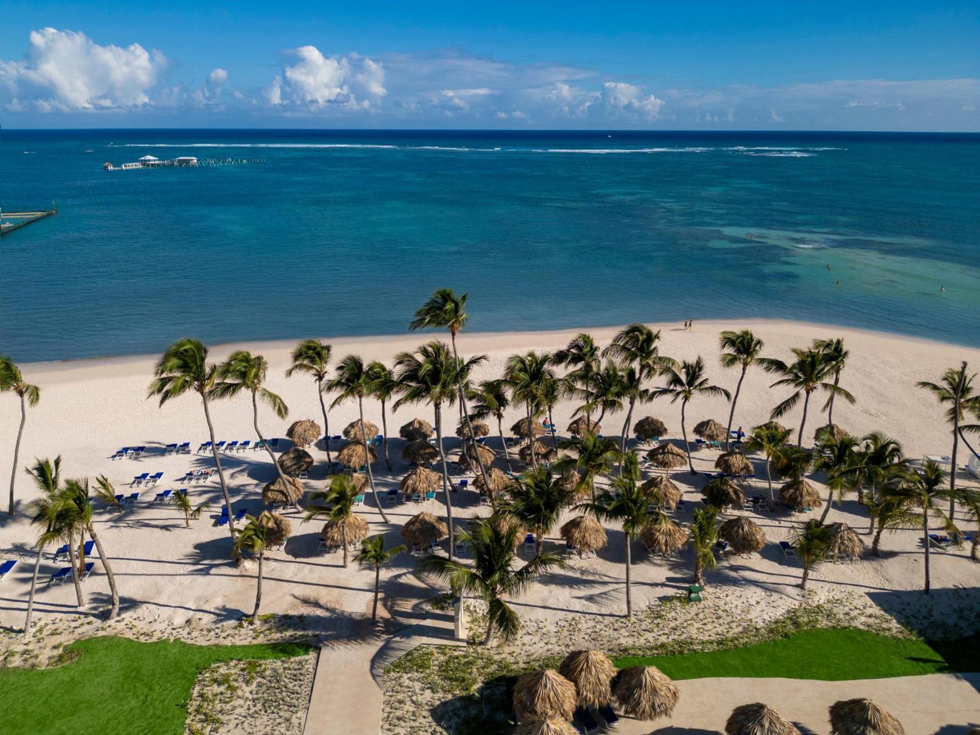 Resort Serenade - Adults Only