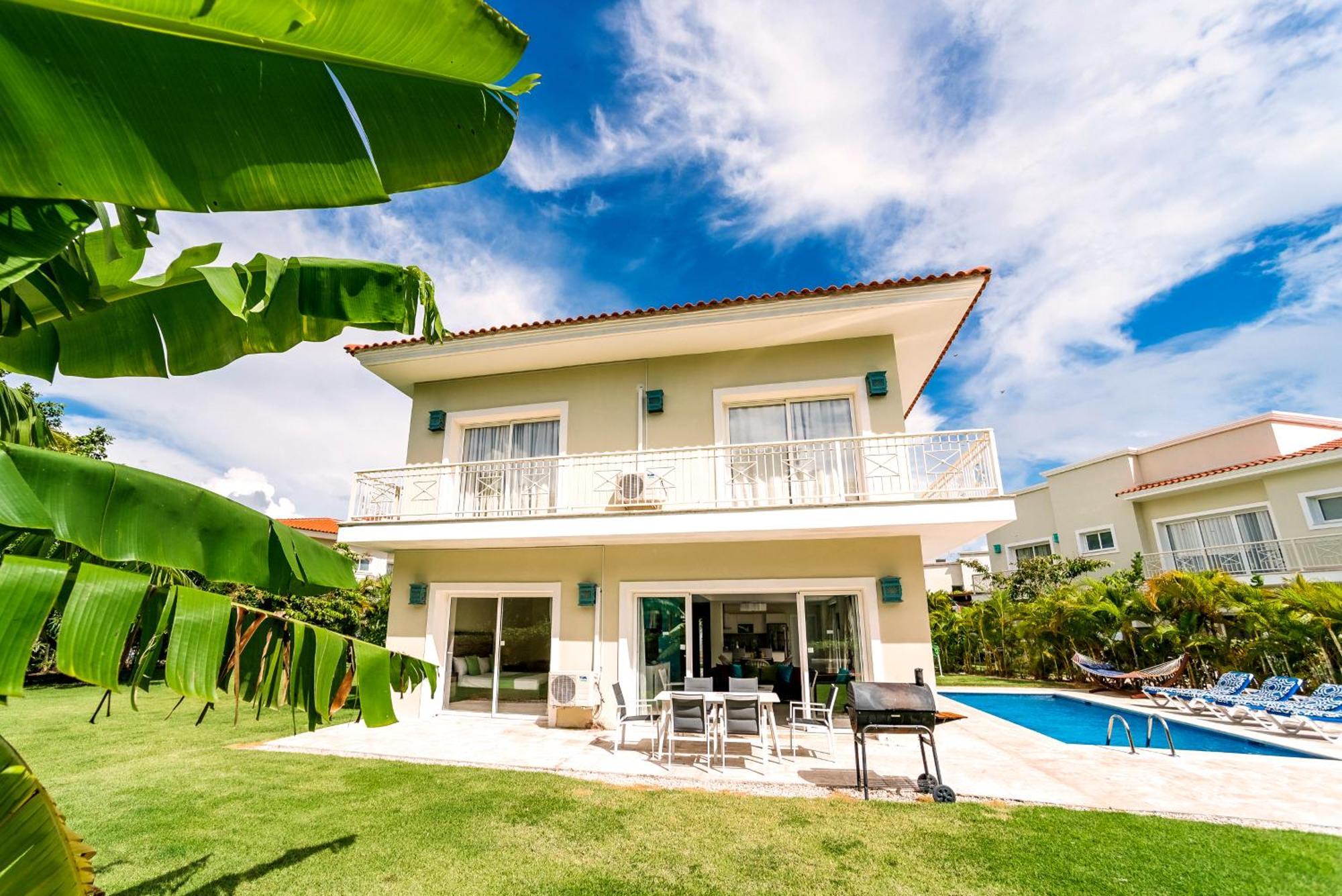 Villa Luxury Private Villas With Pool, Private Beach, Bbq *