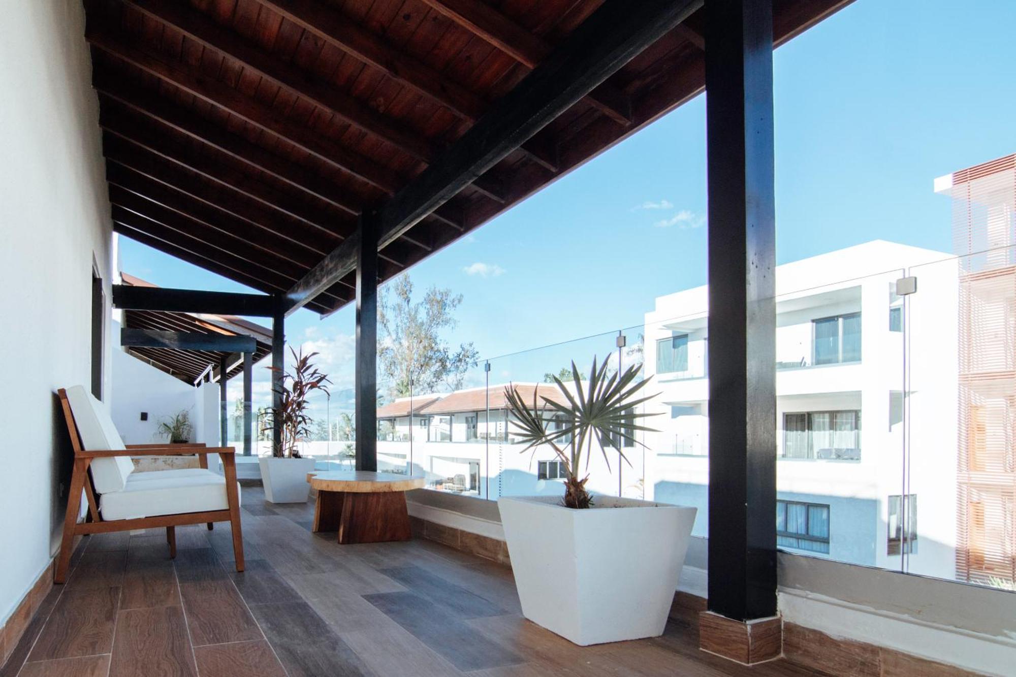 New Beachfront Penthouse Punta Popy