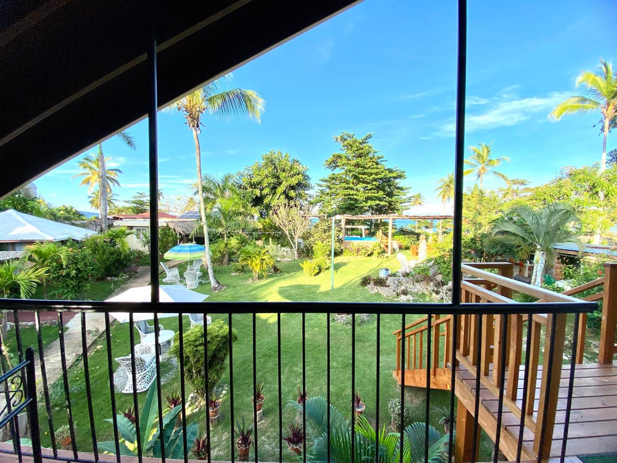 Arena Oceanview & La Terraza Restaurant Hotel *