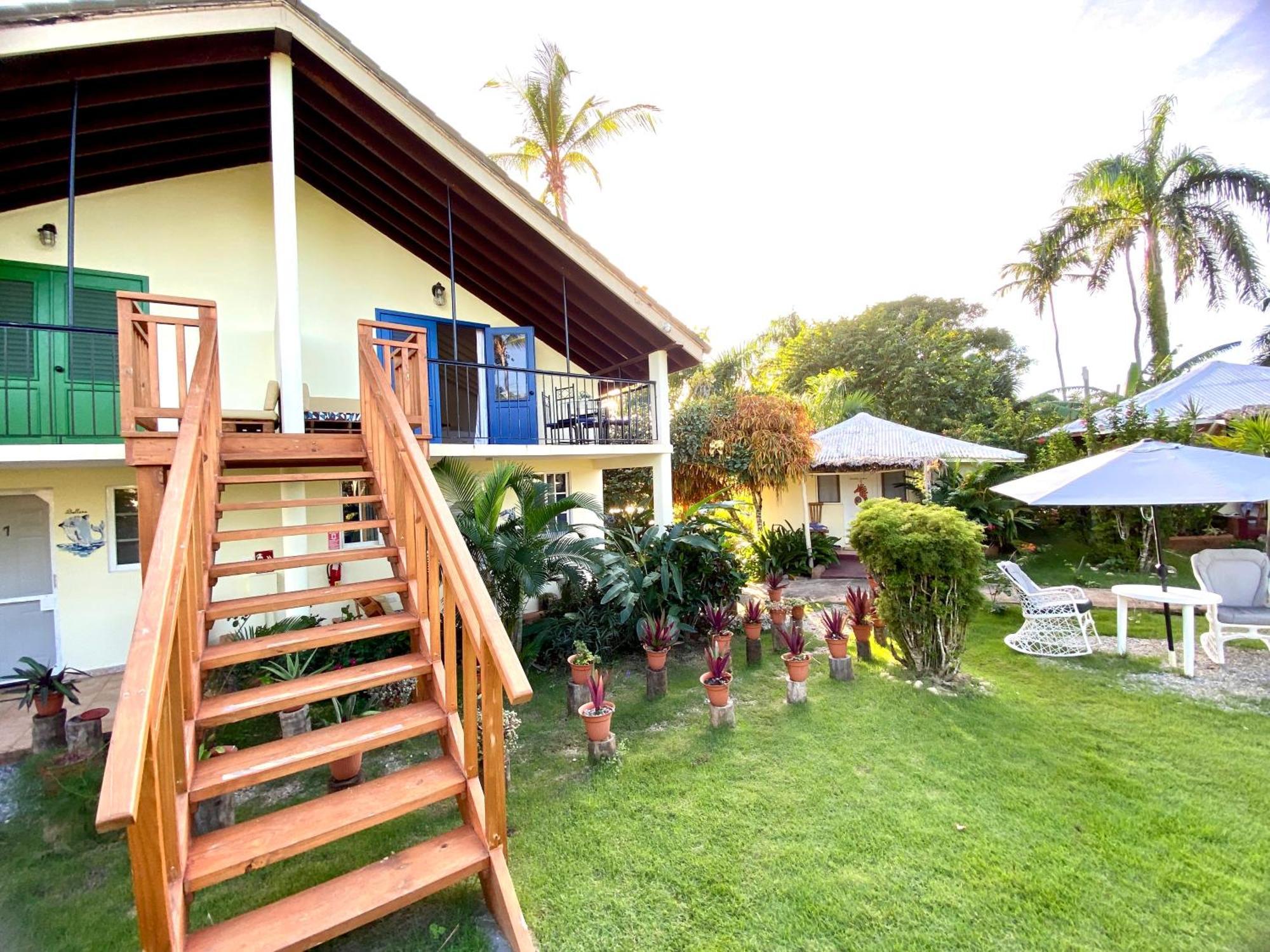 Arena Oceanview & La Terraza Restaurant *