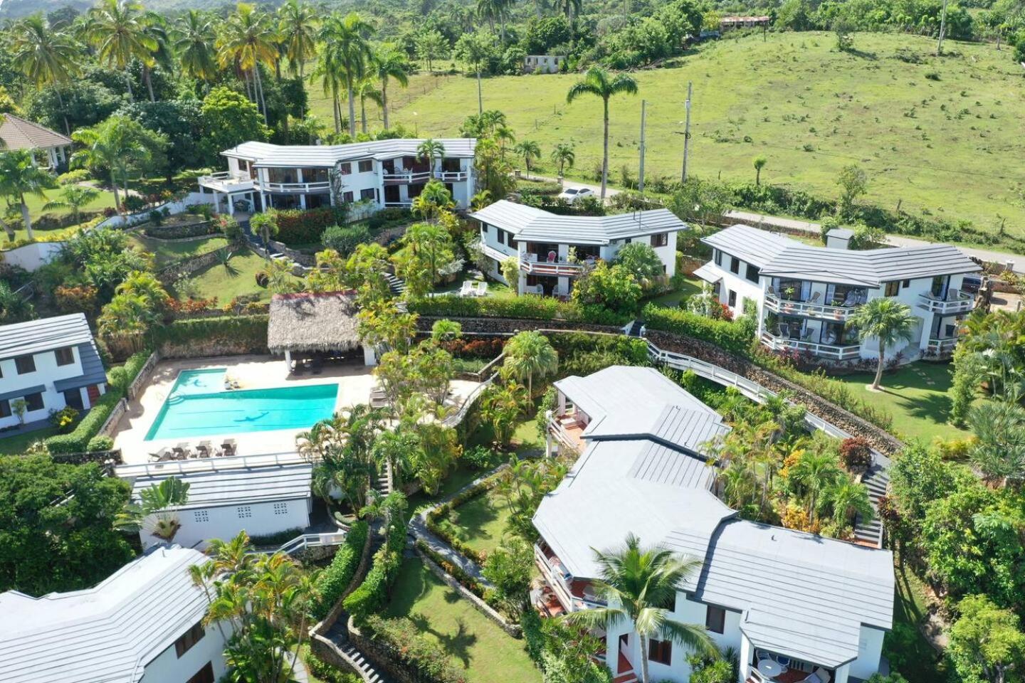 Apartment Catalina, Oceanview Multi 2 Bd 2 Bath Units With Balcony And Pool *