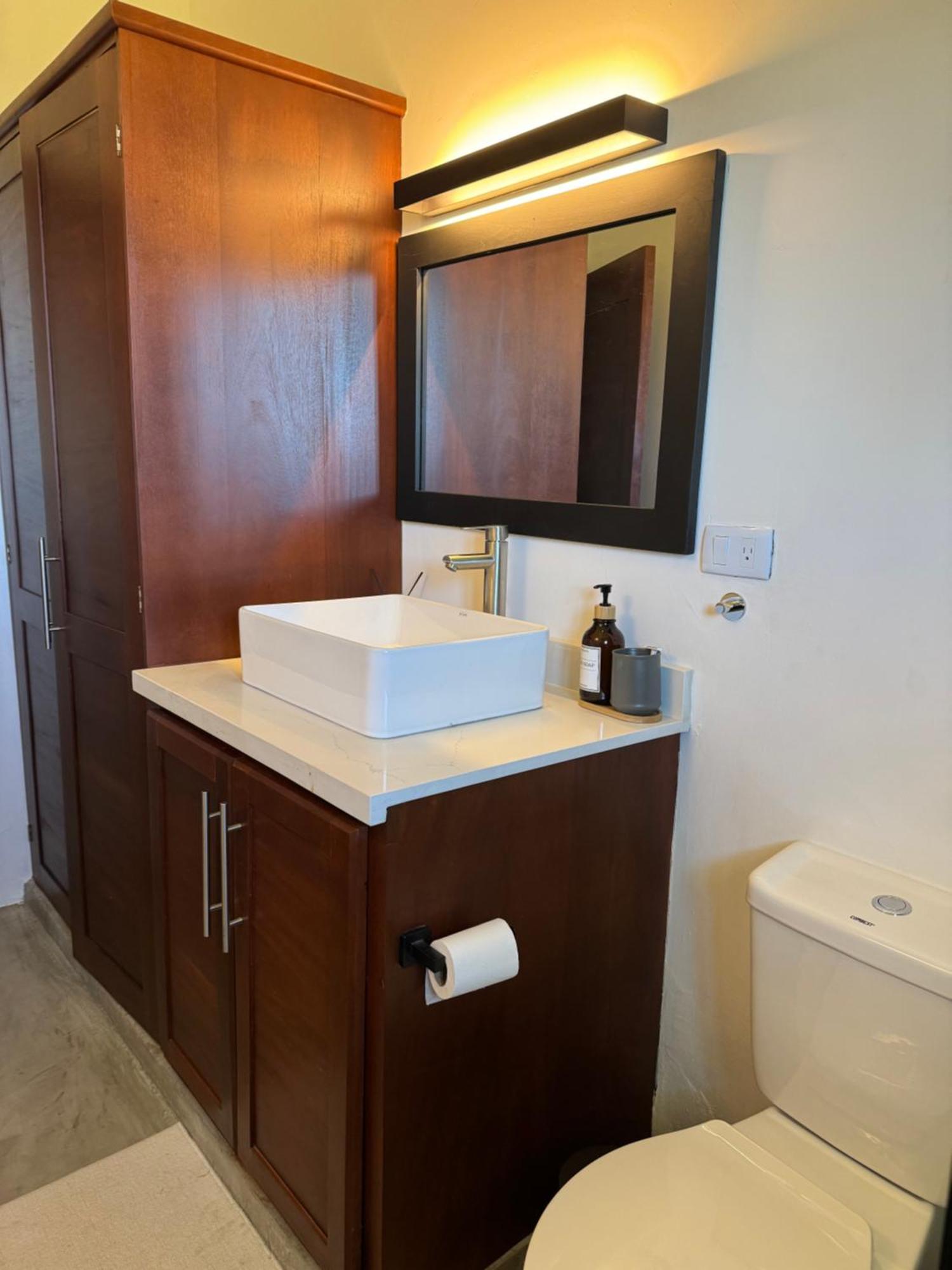 Catalina, Oceanview Multi 2 Bd 2 Bath Units With Balcony And Pool * Cabrera