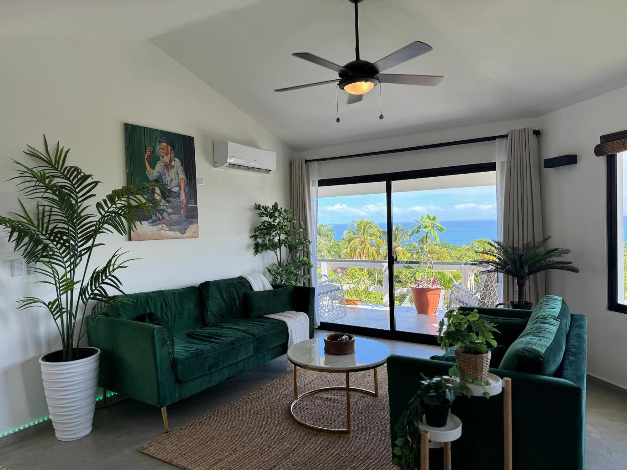 Catalina, Oceanview Multi 2 Bd 2 Bath Units With Balcony And Pool