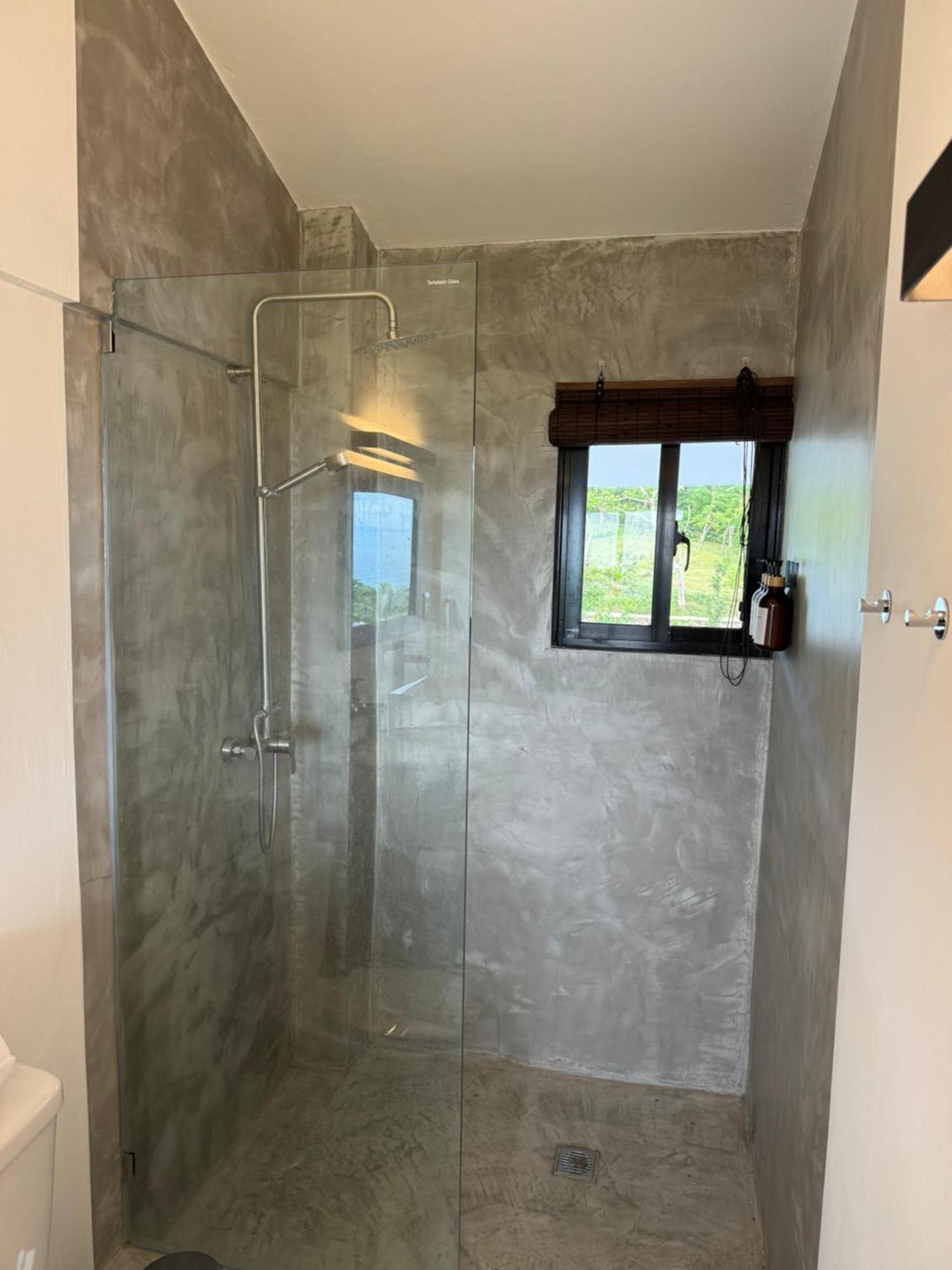 Catalina, Oceanview Multi 2 Bd 2 Bath Units With Balcony And Pool Cabrera