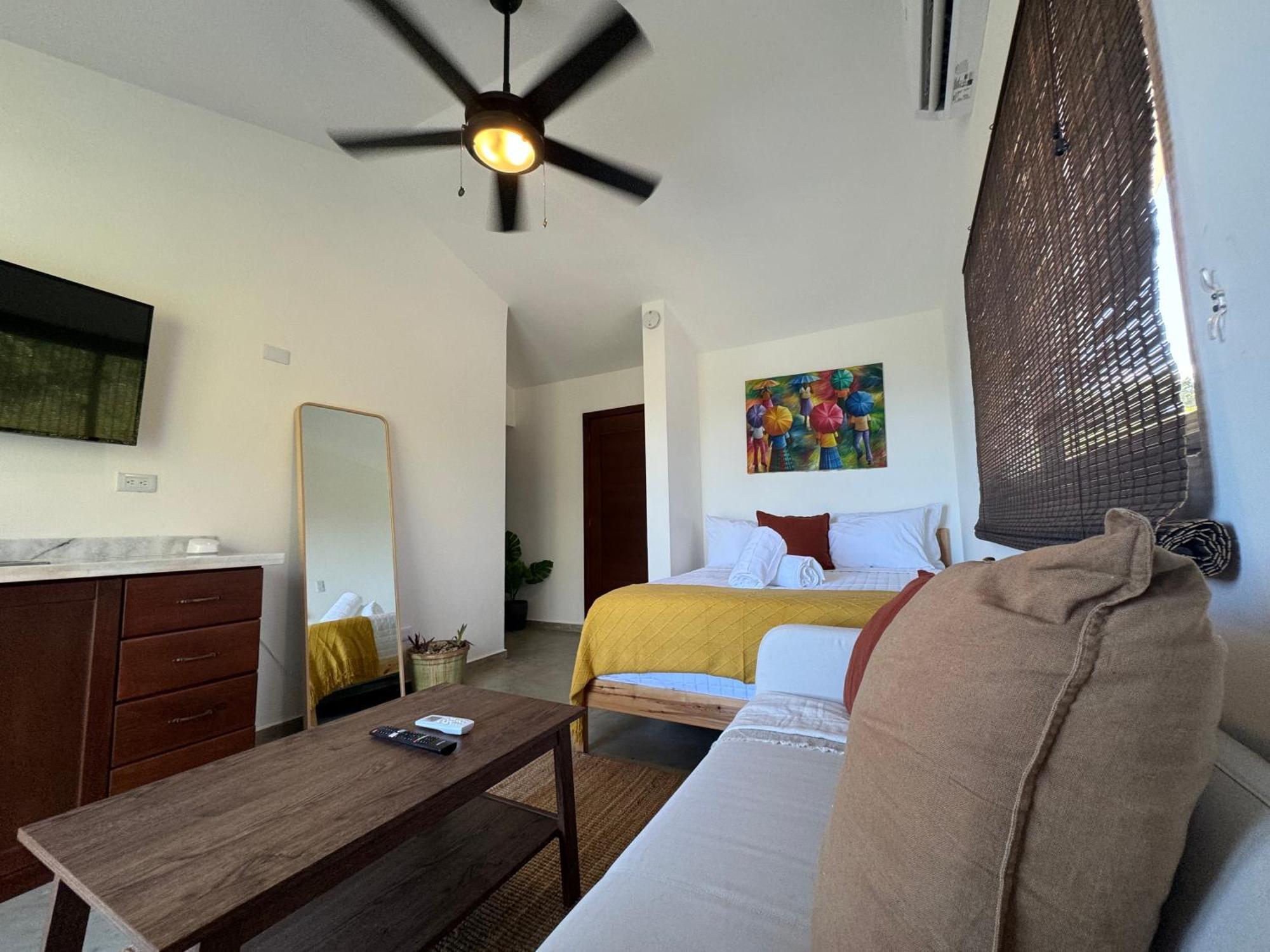 Catalina, Oceanview Multi 2 Bd 2 Bath Units With Balcony And Pool *