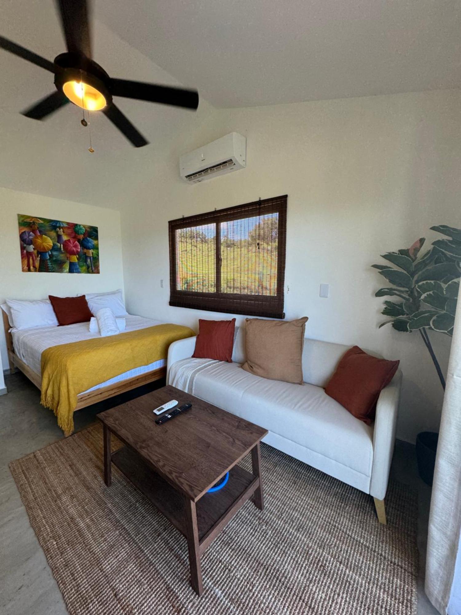 Catalina, Oceanview Multi 2 Bd 2 Bath Units With Balcony And Pool Apartment *
