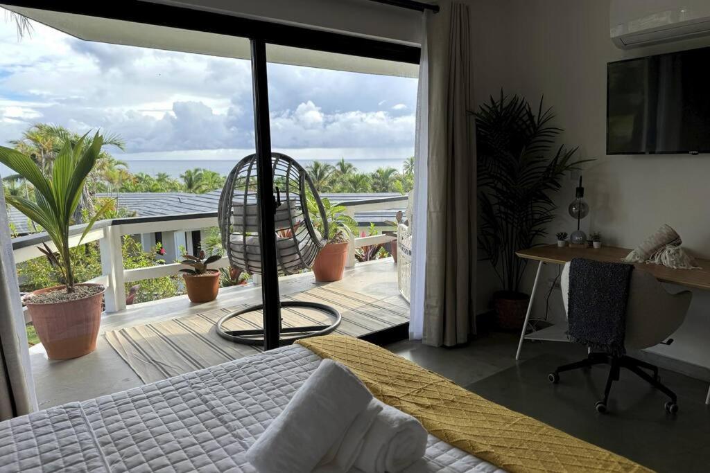 Catalina, Oceanview Multi 2 Bd 2 Bath Units With Balcony And Pool * Cabrera