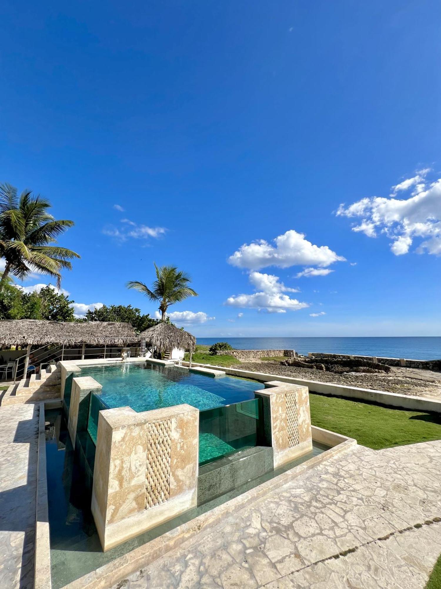 Triton Boutique & Restaurant Hotel 4*