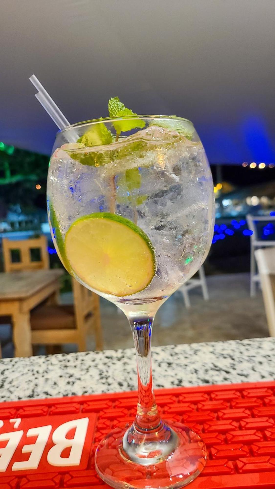 Hotel Triton Boutique & Restaurant Guayacanes