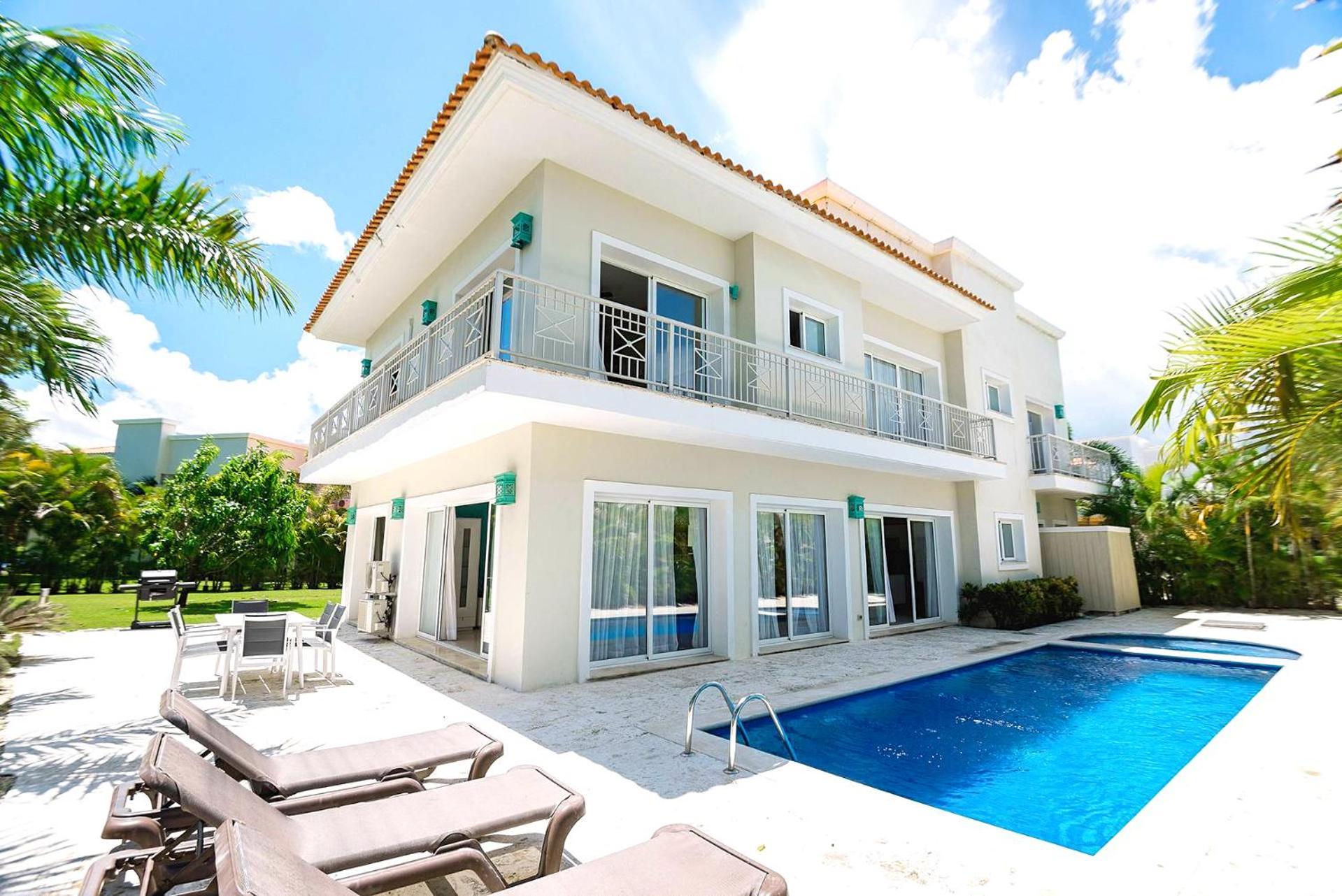 Luxury Private Villas With Pool, Private Beach, Bbq Punta Cana