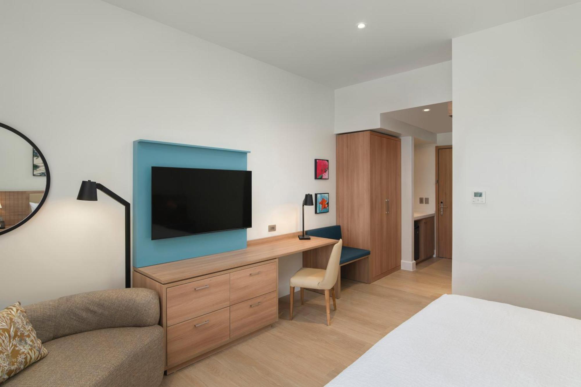 Hilton Garden Hotel 3*