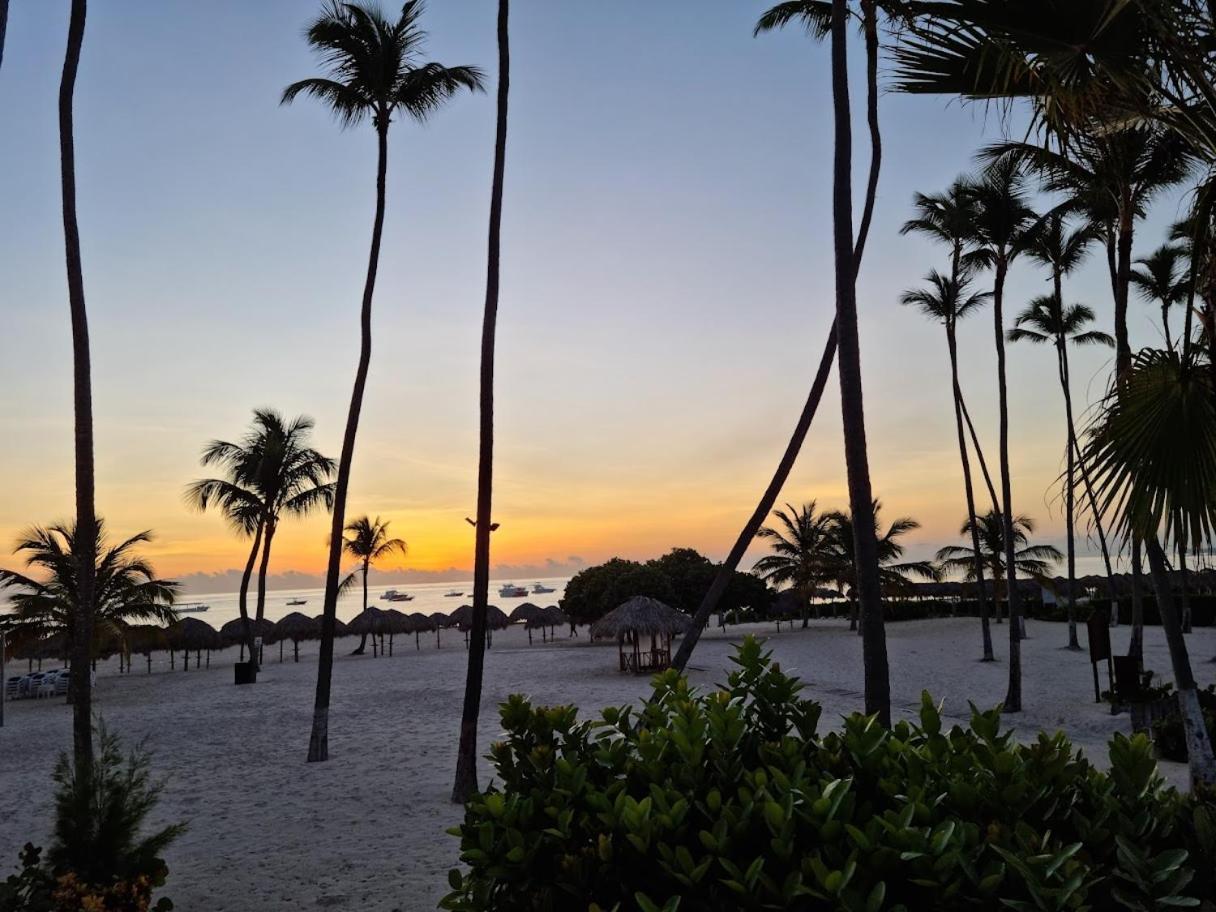Apartment Stanza Mare: Beachfront Bavaro With Private *