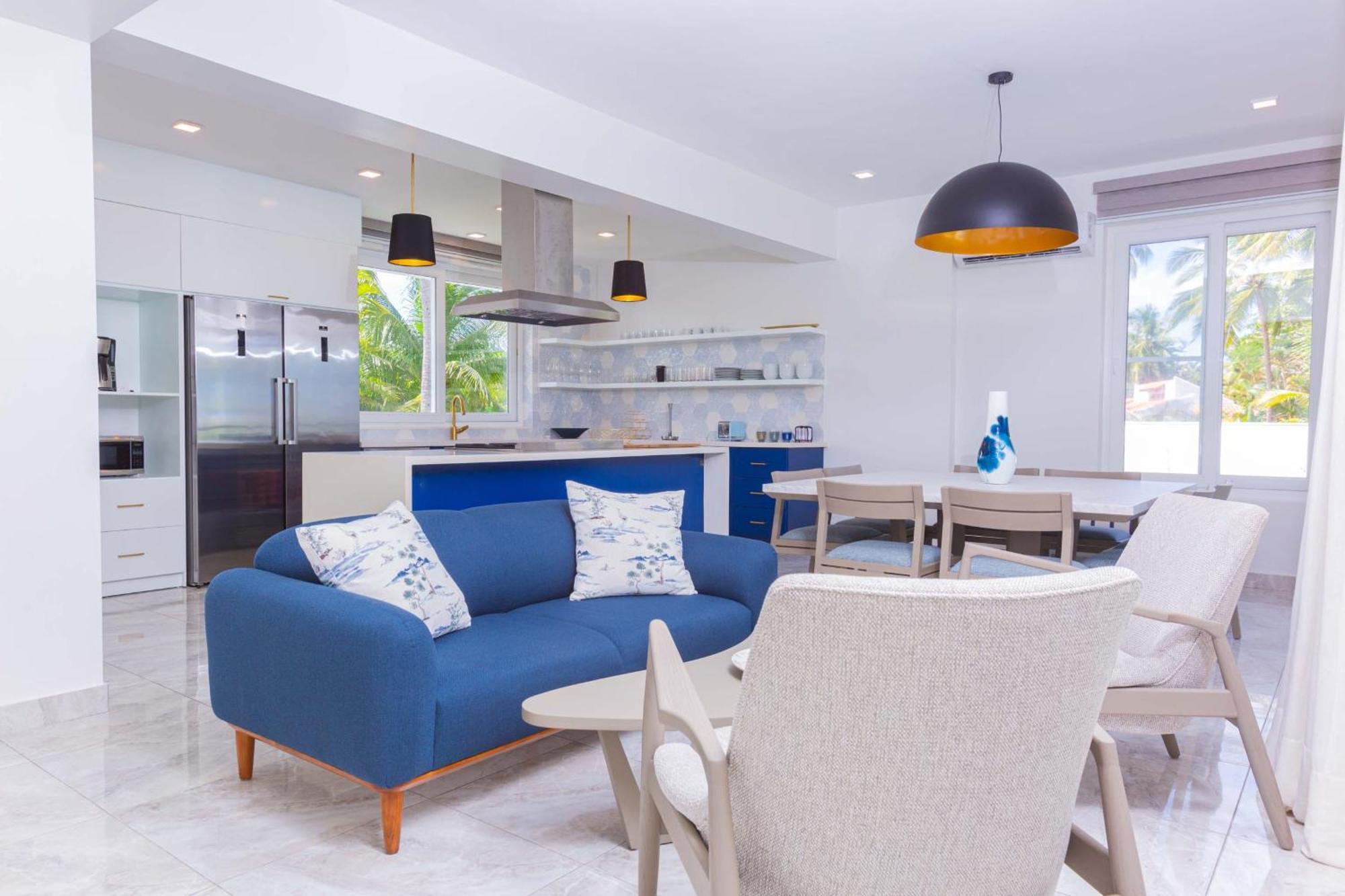 Villa Blue Amber *